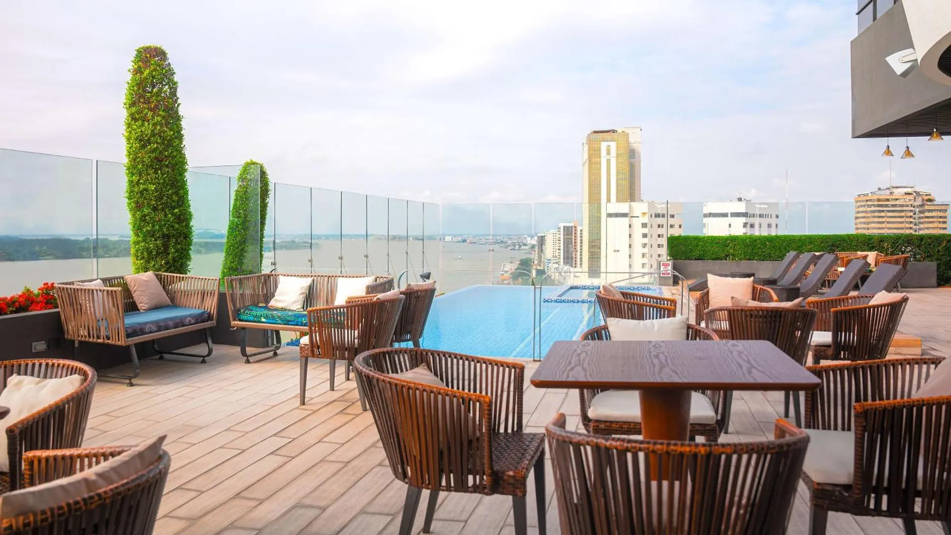 Hotel Doubletree By Hilton Guayaquil
