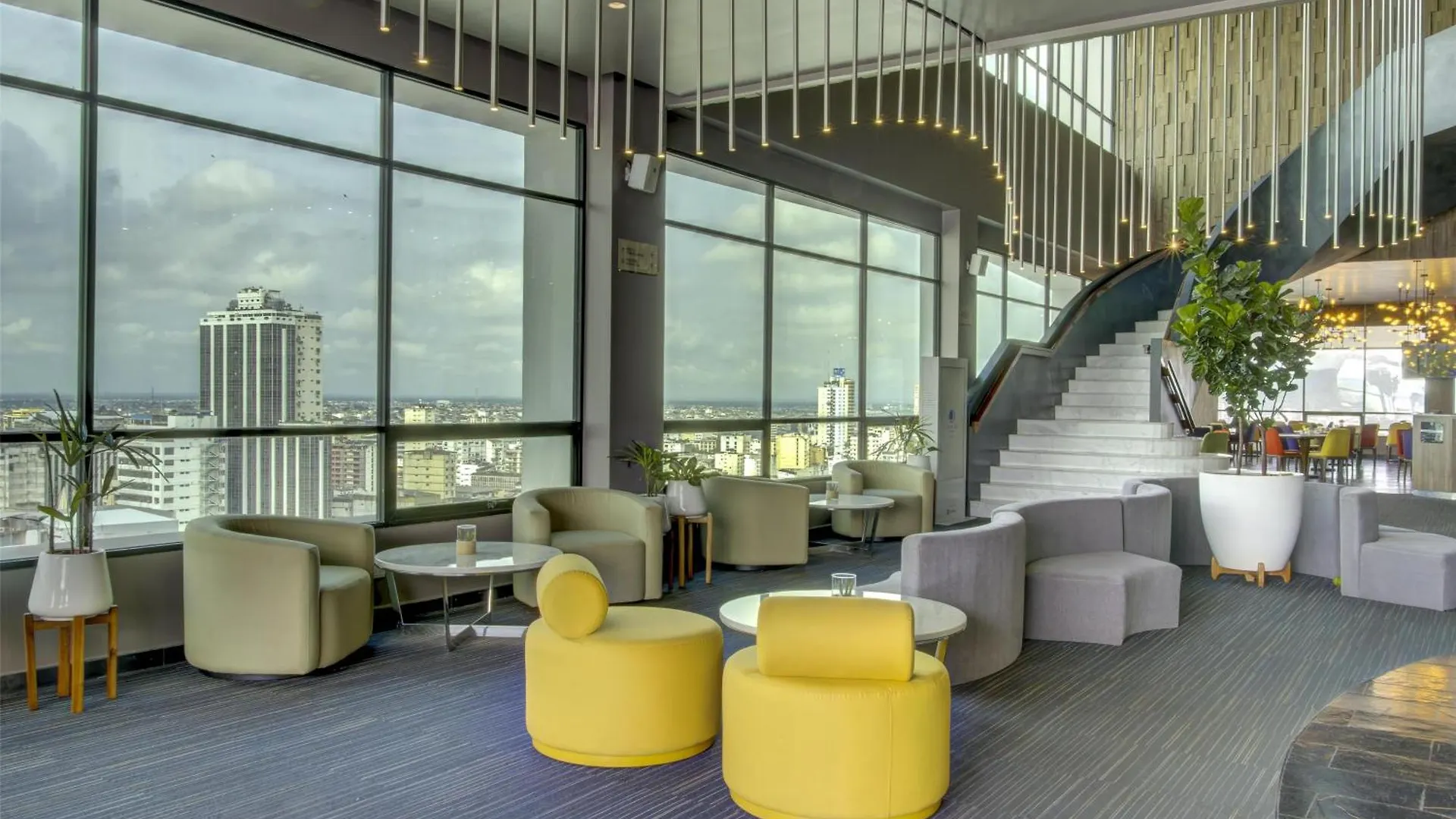 Hotel Doubletree By Hilton Guayaquil 4*,