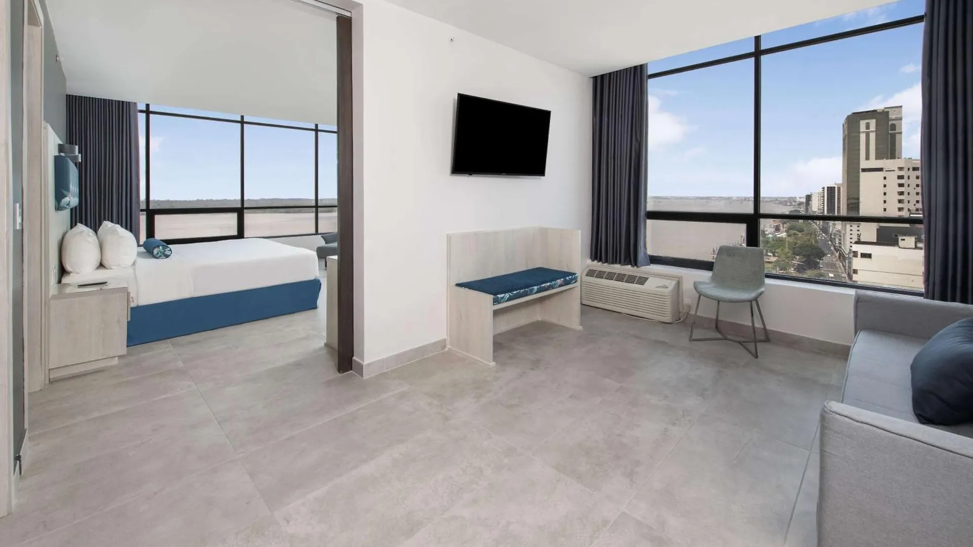 Doubletree By Hilton Guayaquil Hotel 4*,  Ecuador