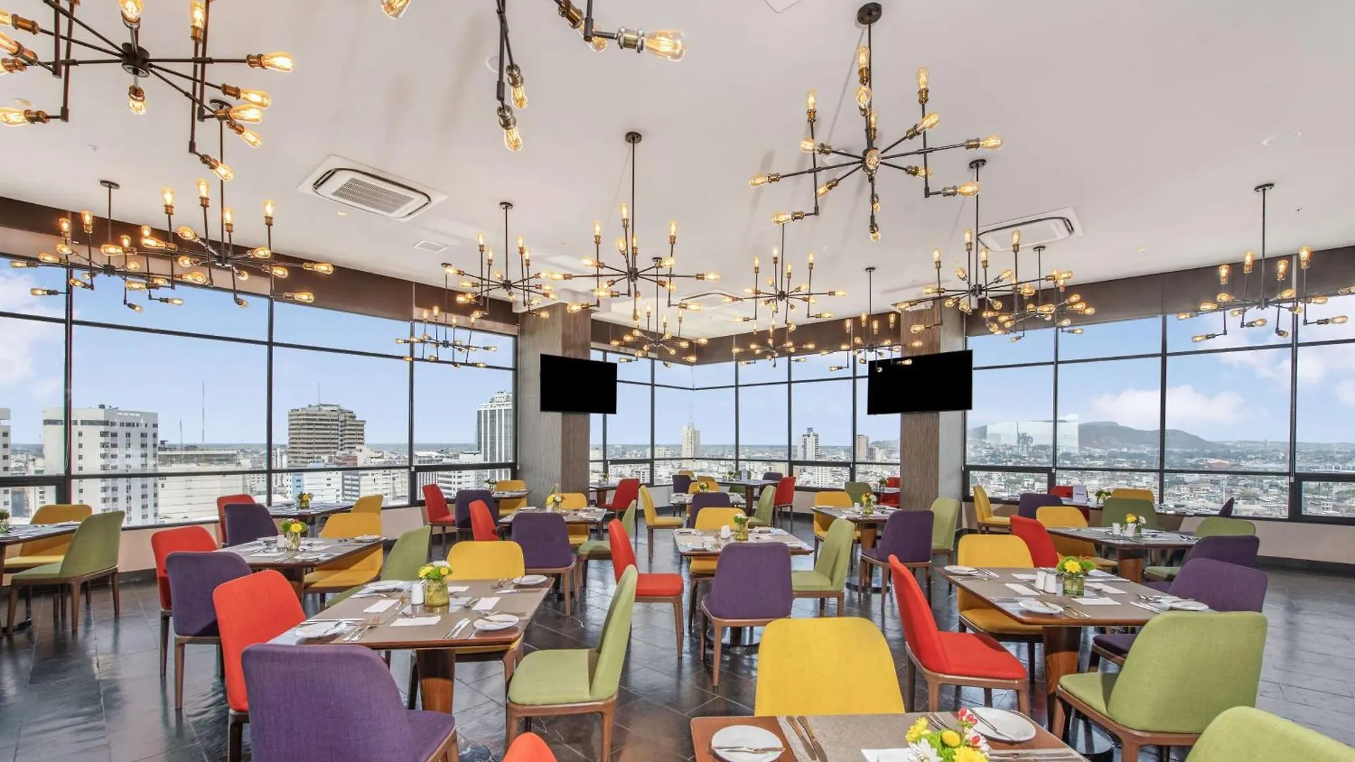 Doubletree By Hilton Guayaquil Hotel 4*,  Ecuador