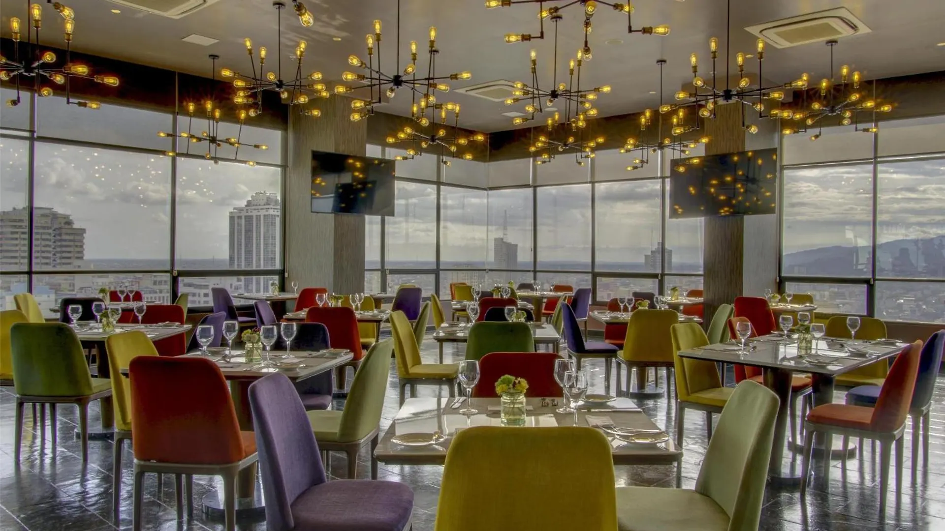Doubletree By Hilton Guayaquil Hotel 4*,  Ecuador