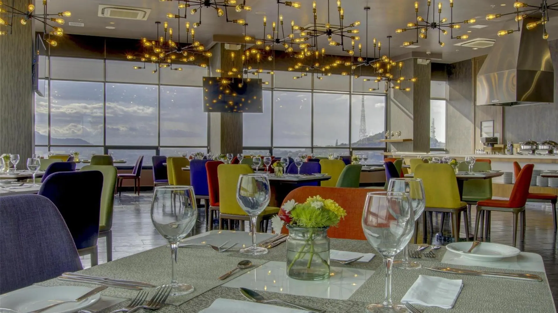 Doubletree By Hilton Guayaquil Hotel